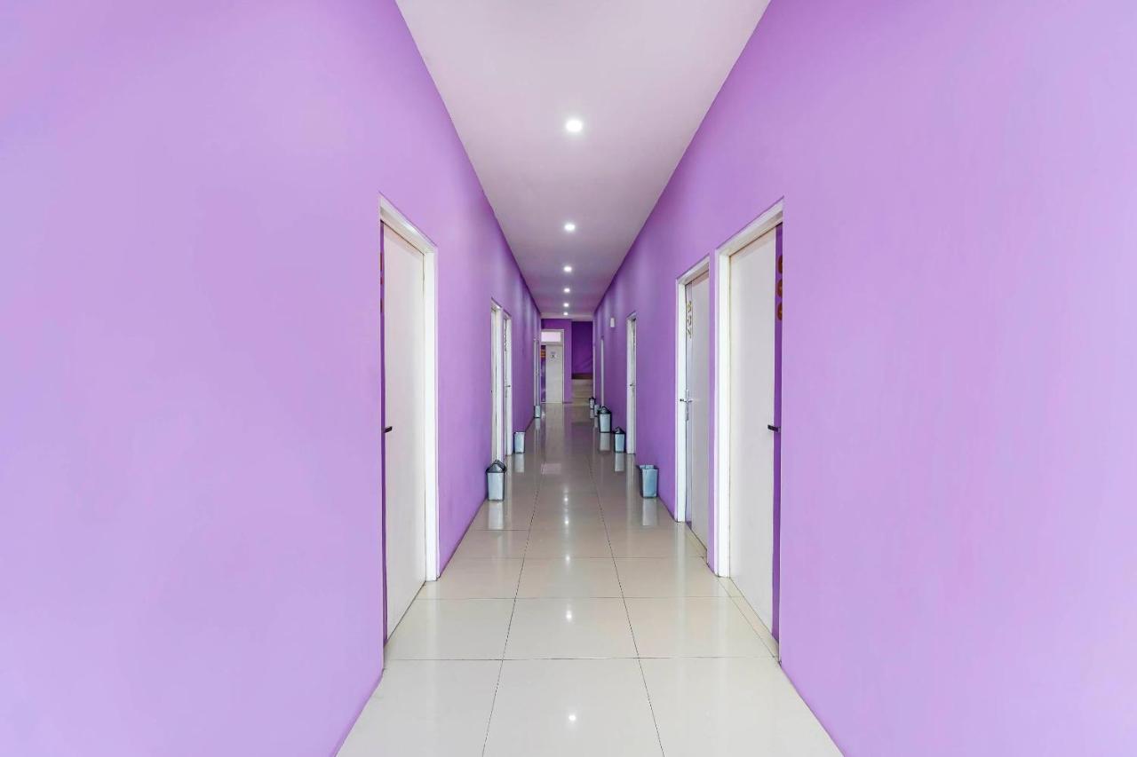 Violet Hotel